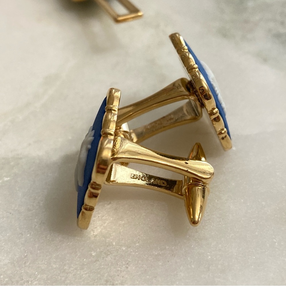 🏇 Wedgwood Jasperware Cuff Links Tie Clip Set Horses Vintage - Picture 6 of 7